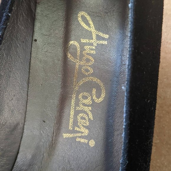 Velvety vintage 80s suede low pump with unique curved heel - Picture 9 of 10